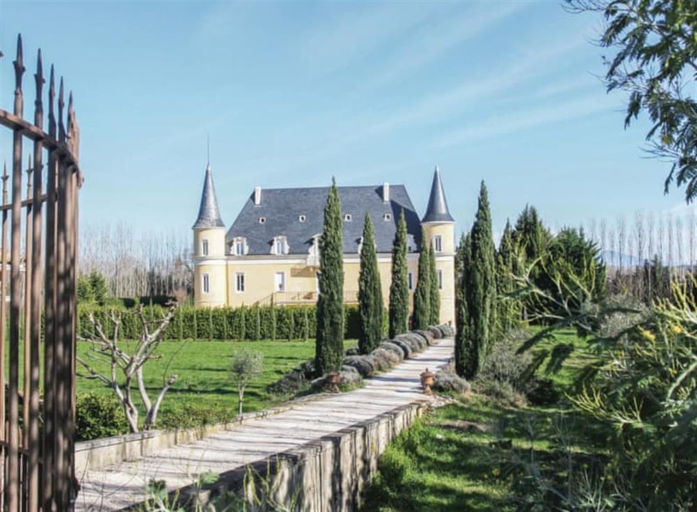 Outdoor area (photo 6) at Castle Troisoleil in Pont-Saint-Esprit, Gard, France