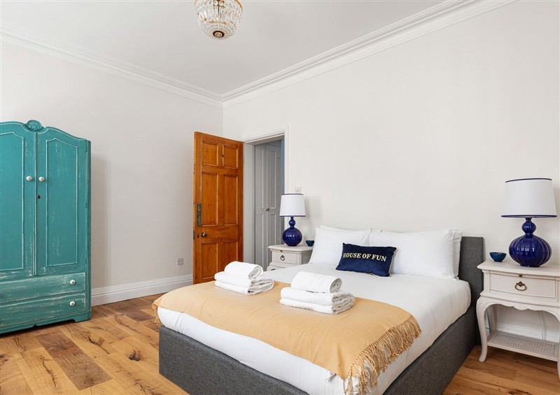 One of the 4 bedrooms at Castle View, Windsor
