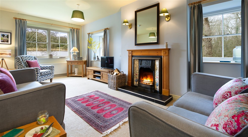The sitting and dining room (photo 2) at Castle Ward Bunkhouse in Downpatrick, County Down