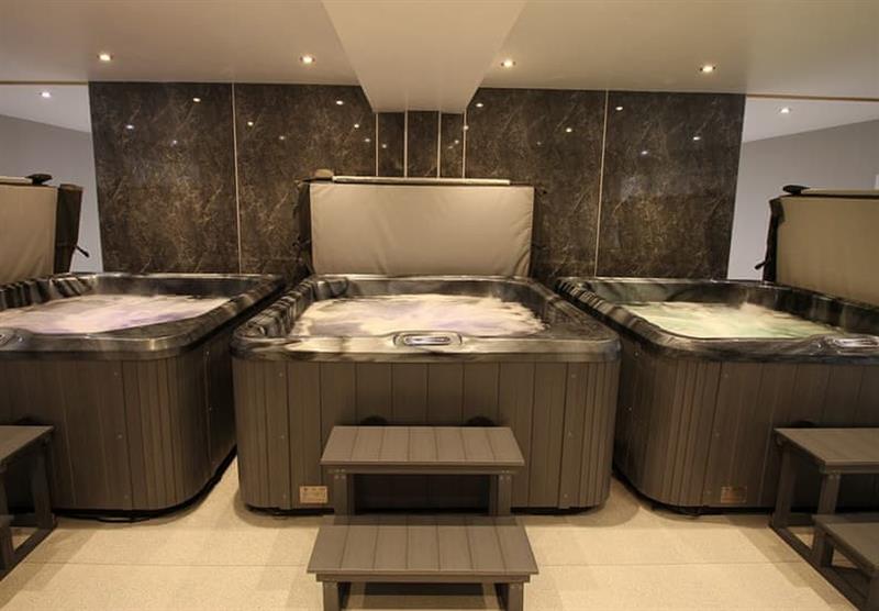 Castlewood House has three hot tubs at Castlewood Lodges in Castlewood, Strachan