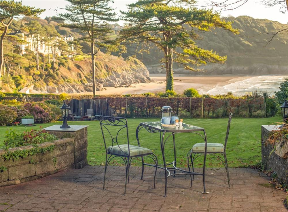 Outdoor area at Caswell Cliffs in Caswell Bay, West Glamorgan