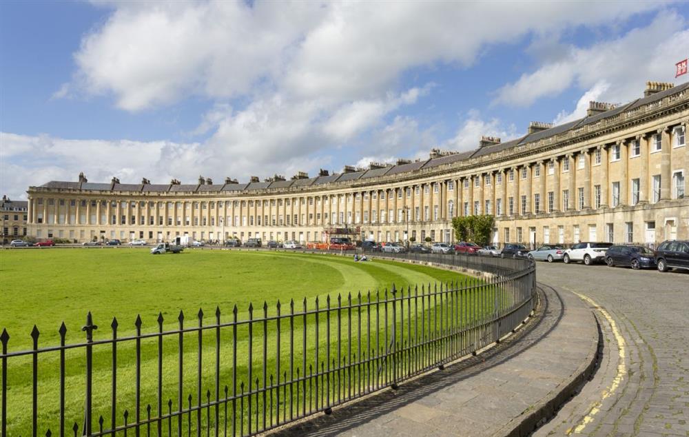 An example of splendid Georgian architecture with Grade I listed buildings at the Royal Crescent at Catharine Place, Bath