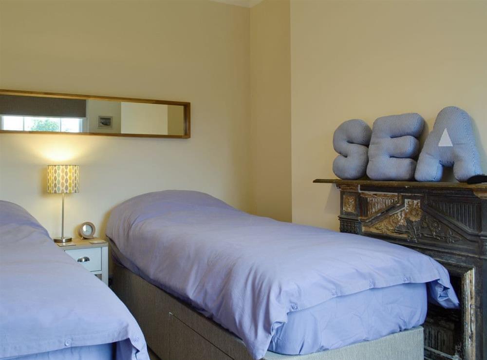 Attractive twin bedroom at Cats Cottage in Kessingland, near Lowestoft, Suffolk