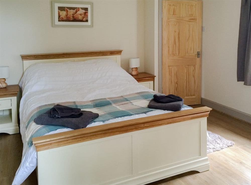 Double bedroom (photo 2) at Cauldside West Cottage in Dunbar, East Lothian