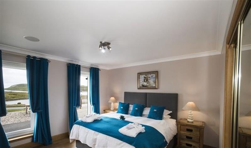One of the 3 bedrooms (photo 2) at Ceann an Loch Cottage, Balallan