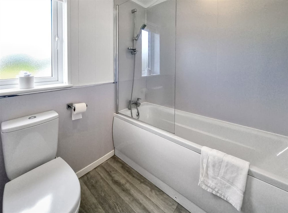 Bathroom (photo 2) at Cedar 36 in Fitling, near Burton Pidsea, North Humberside