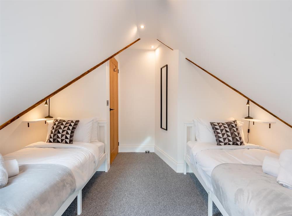 Twin bedroom (photo 3) at Cedar Lodge in Pleasley Vale, near Mansfield, Nottinghamshire