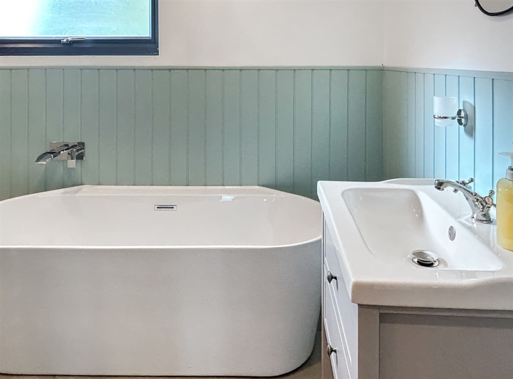 Bathroom (photo 3) at Cedar Lodge in Walton Presteigne, Powys