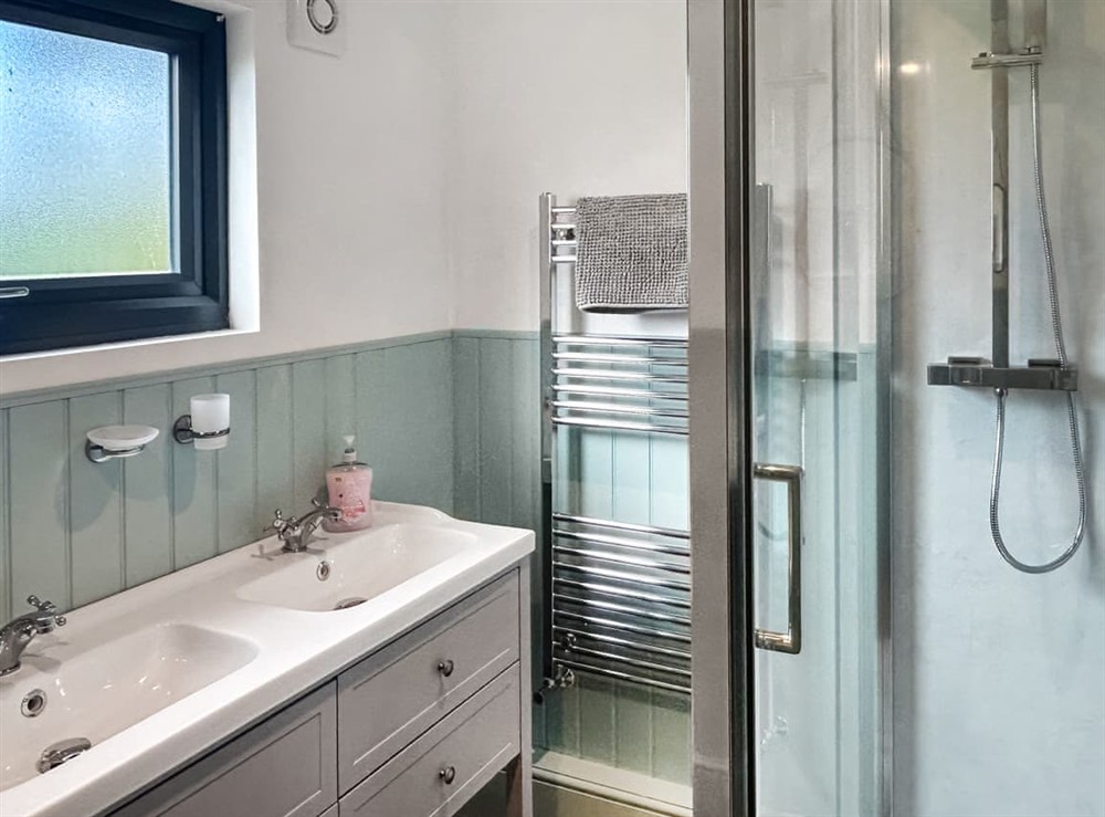 Bathroom (photo 5) at Cedar Lodge in Walton Presteigne, Powys