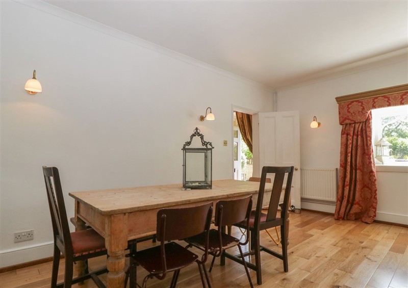 This is the dining room (photo 2) at Cefn Campstone, Llanvihangel Crucorney near Abergavenny