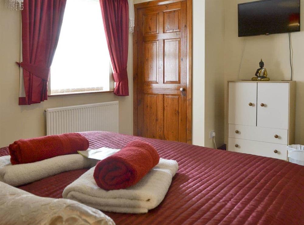 Light and airy double bedroom at Cefn Helyg Bach in Cemaes Bay, Gwynedd