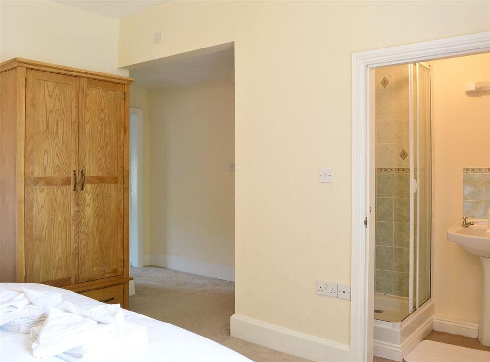 Double bedroom with en-suite shower room at Cefnaire in Newtown, Powys
