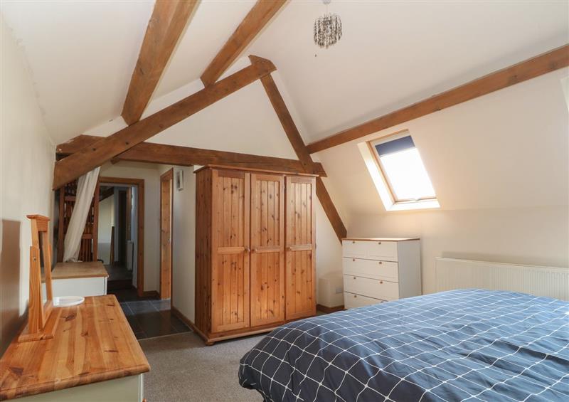 One of the 4 bedrooms (photo 2) at Cefnbron, Llanaelhaearn near Trefor