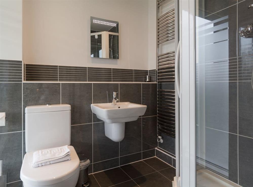 Shower room at Celandine in Somerford Keynes, near Cirencester, Gloucestershire