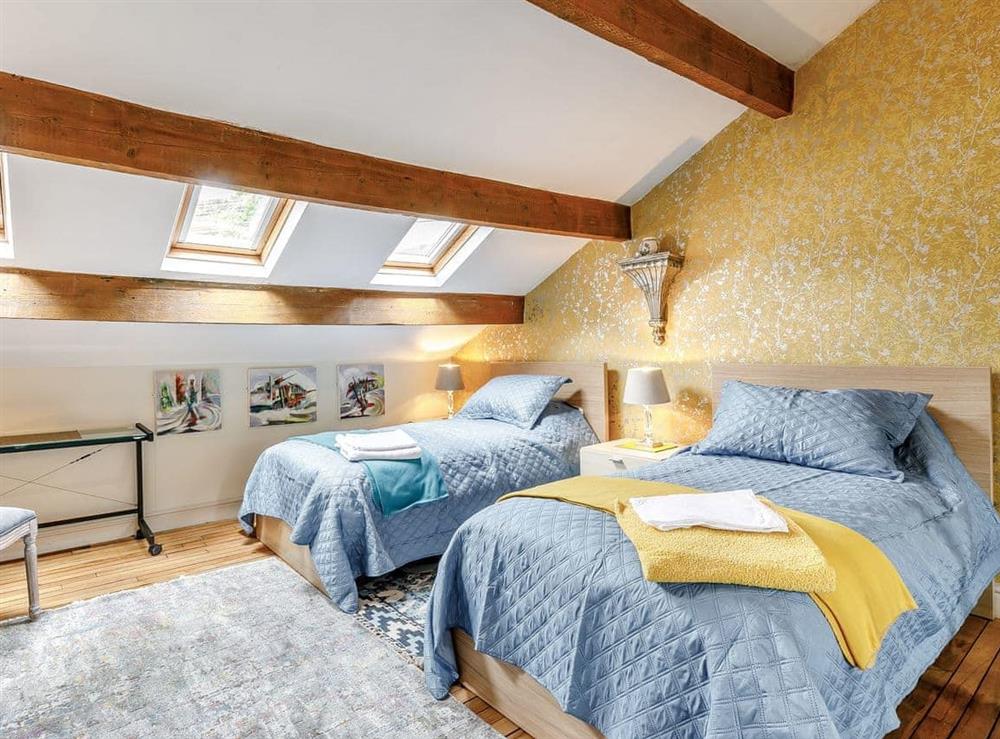 Twin bedroom at Central Tod Cottage in Todmorden, West Yorkshire
