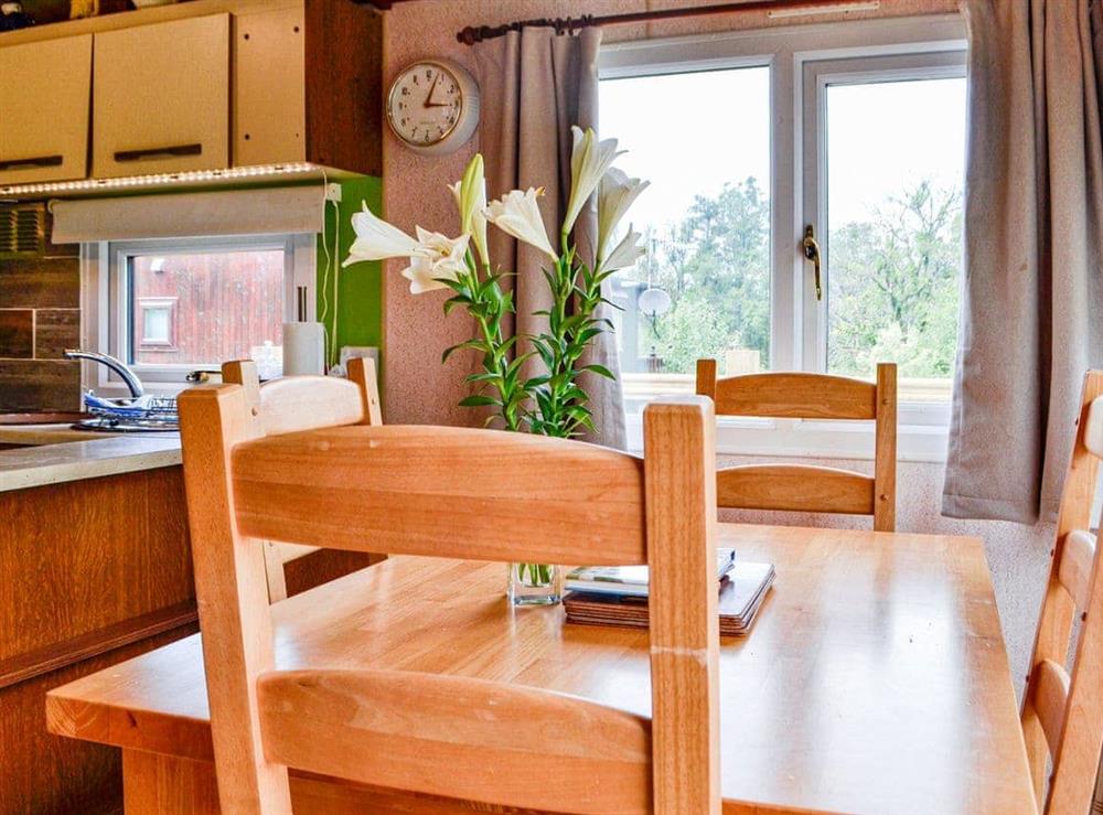 Dining Area at Chalet 18 in Bulith Wells, Powys