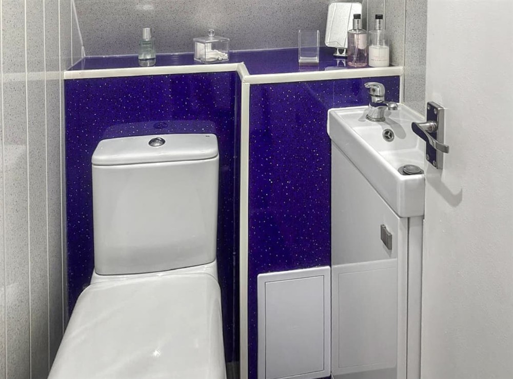 Bathroom (photo 2) at Chalet 47 By The sea in Kingsdown, Deal, Kent