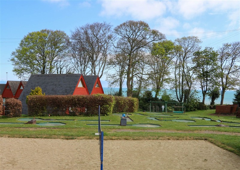 This is the garden at Chalet 58 - The Beach House, Kingsdown
