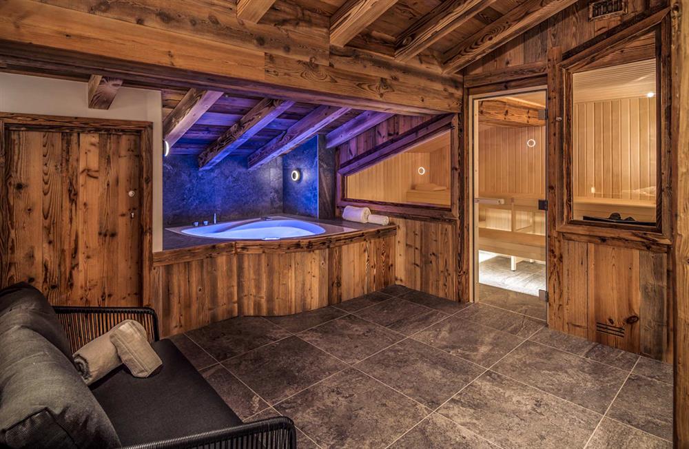 Chalet Dominique (photo 10) at Chalet Dominique in Val d'Isere, France