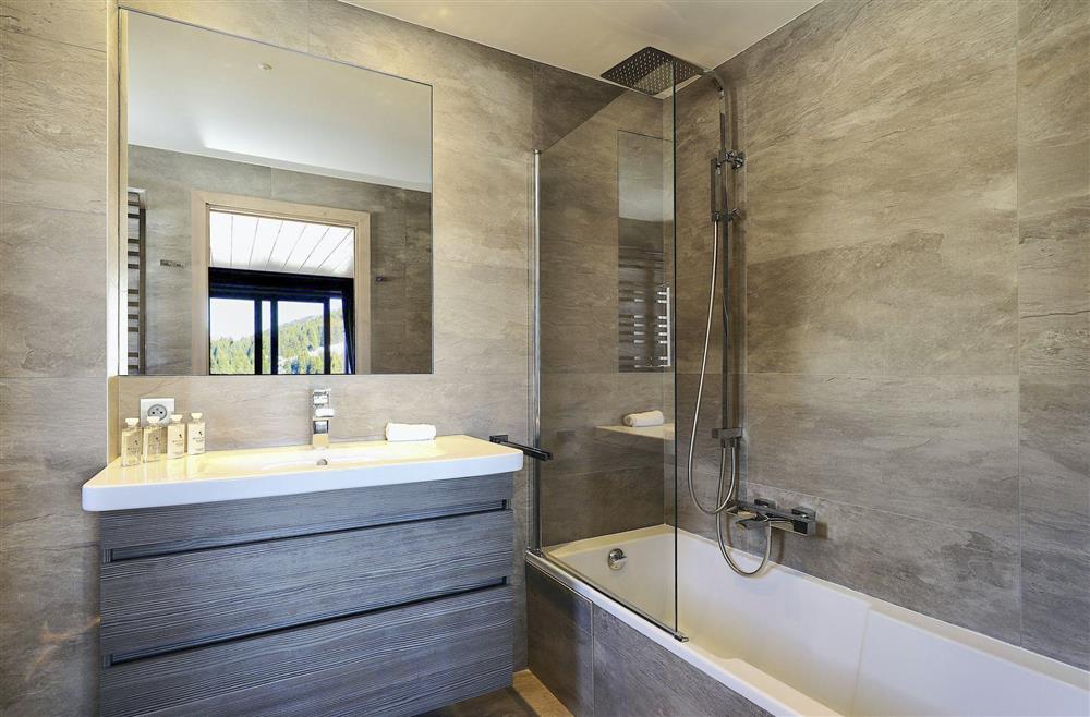 Chalet Joelle (photo 14) at Chalet Joelle in Courchevel 1650, France