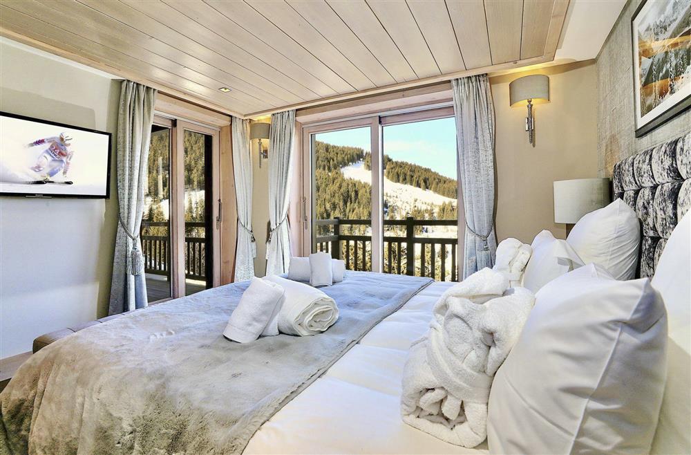 Chalet Joelle (photo 9) at Chalet Joelle in Courchevel 1650, France