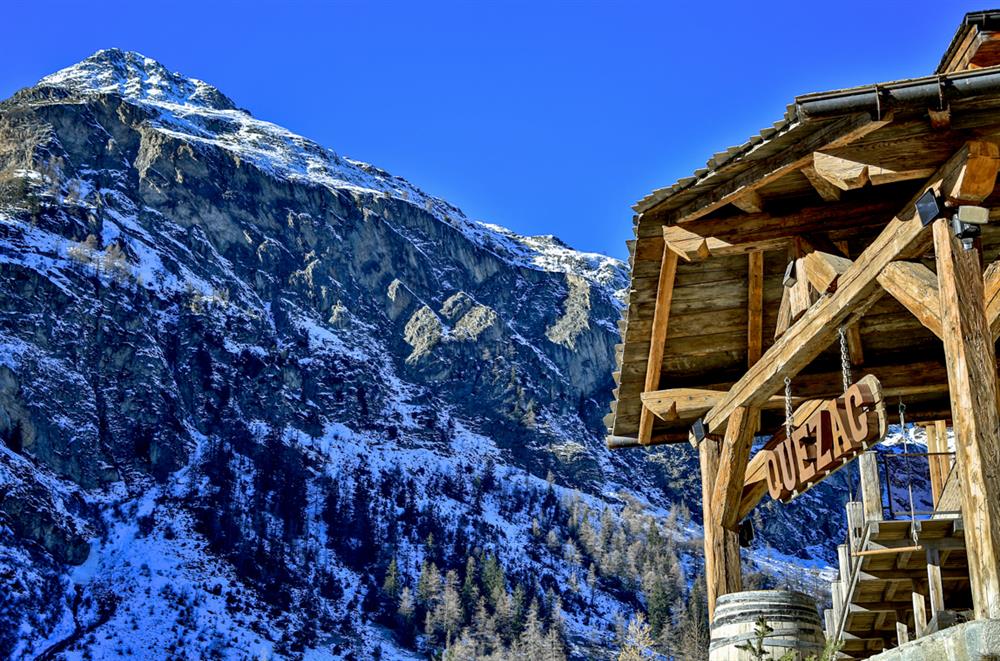 Chalet Lignes Epurees