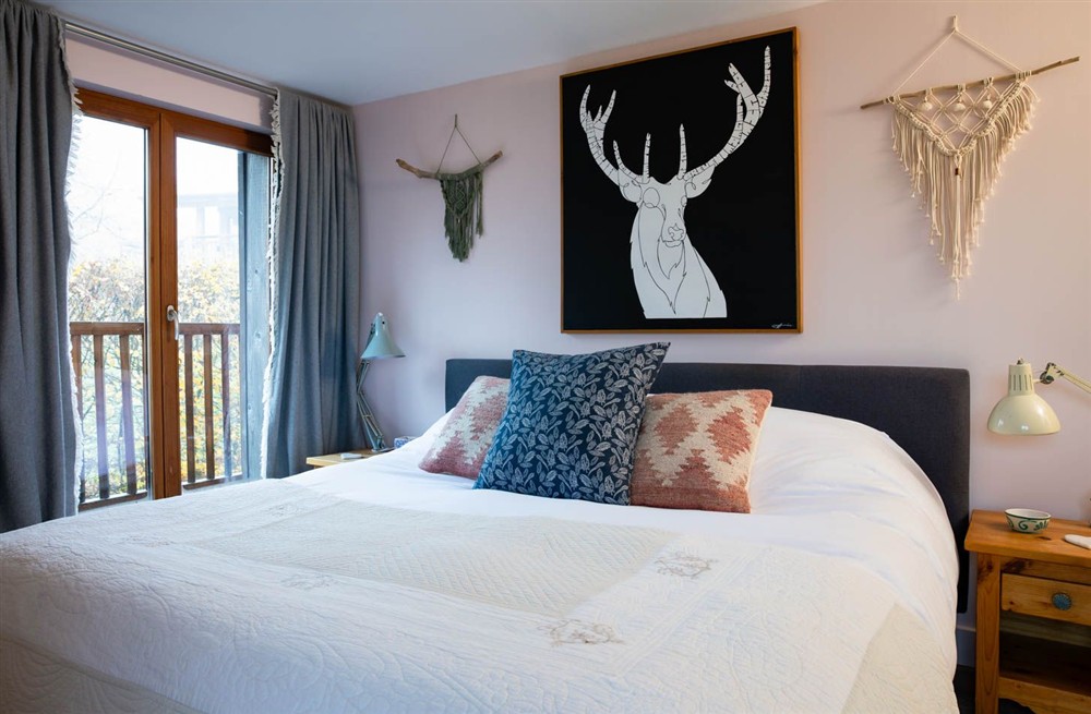 Chalet Sandalwood