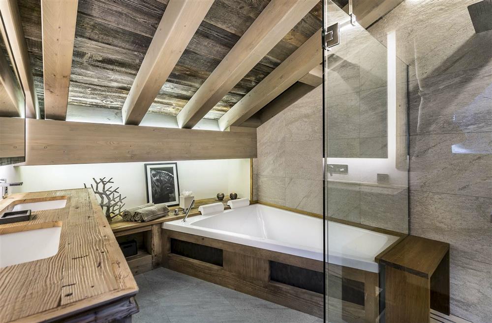 Chalet Sephora