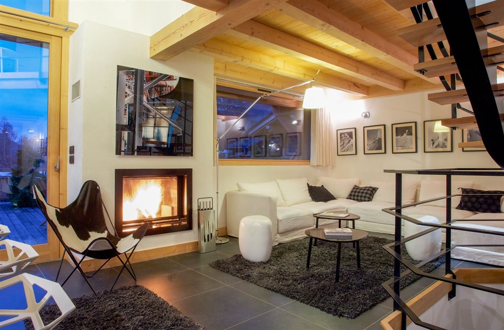 Chalet Shine