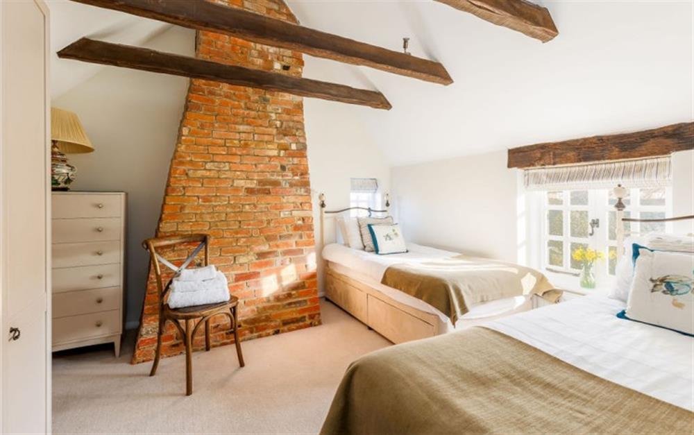 One of the 3 bedrooms at Chamberlains Cottage in Brockenhurst