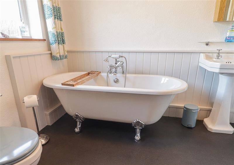 This is the bathroom at Chancery Cottage, Hay-On-Wye