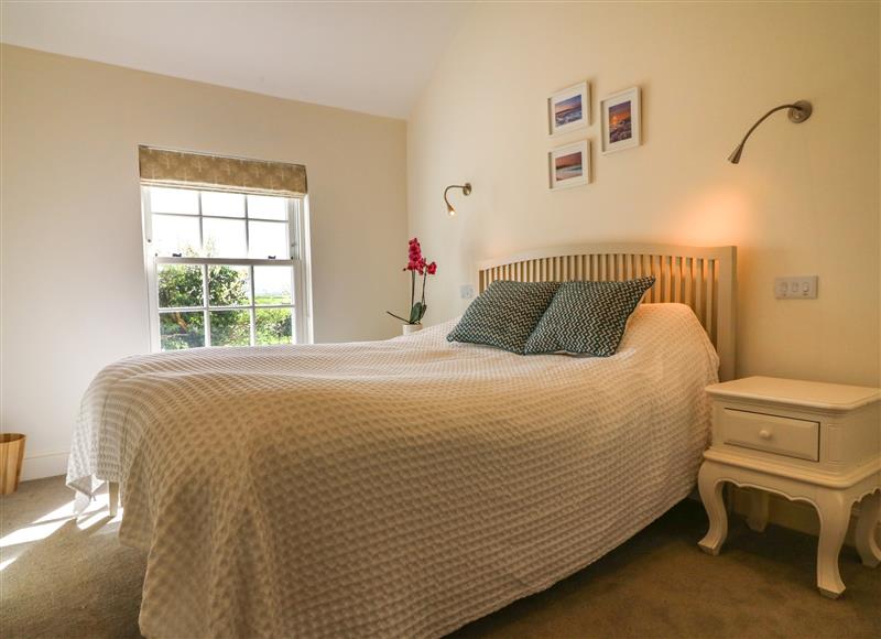 A bedroom in Channel View House at Channel View House, Near Wadebridge
