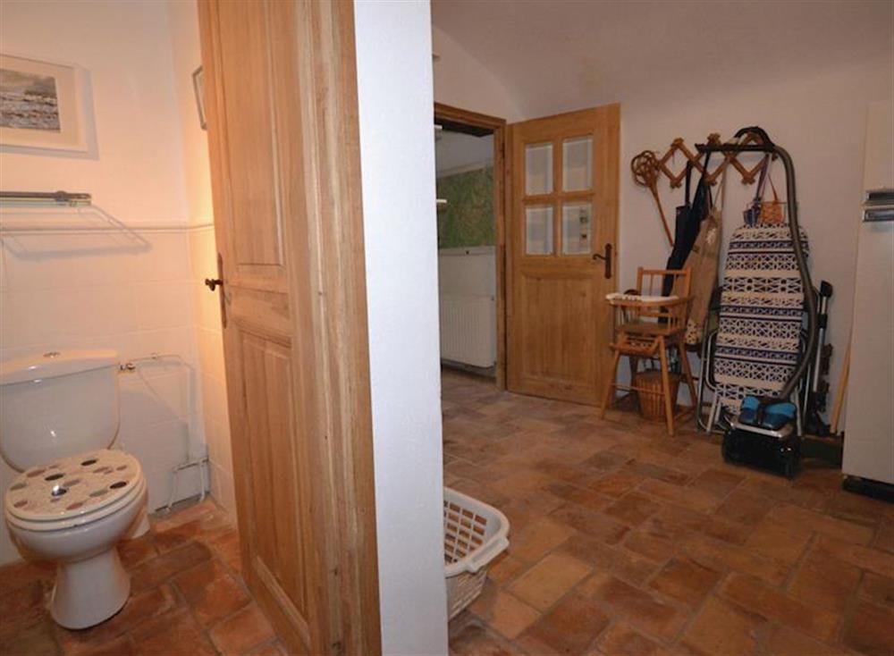 Bathroom (photo 10) at Chant d’Etoile in Marsanne, Drôme, France