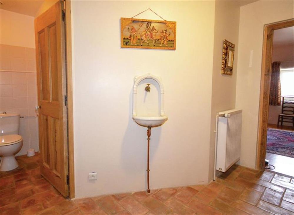 Bathroom (photo 11) at Chant d’Etoile in Marsanne, Drôme, France