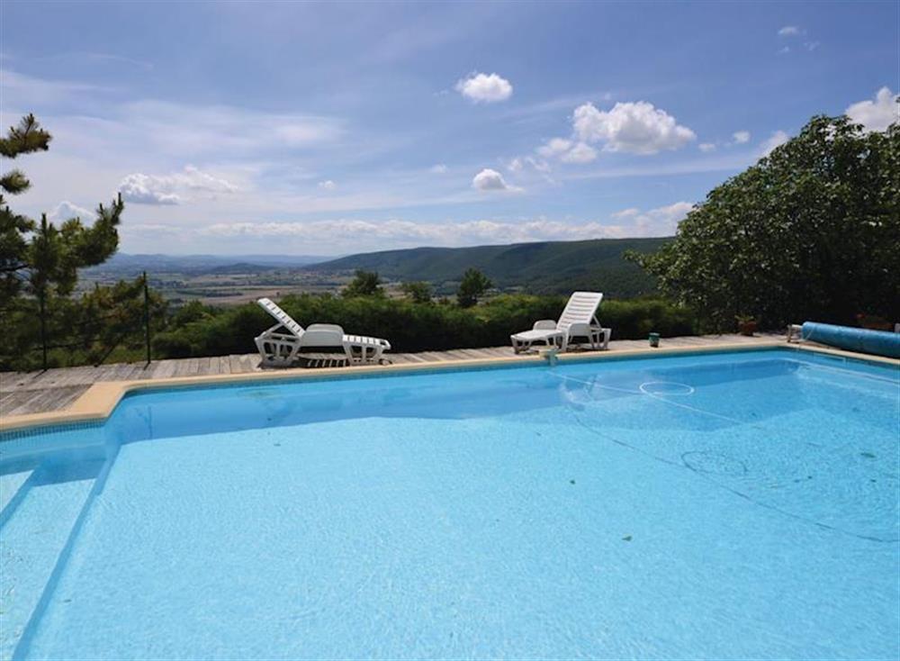 Swimming pool (photo 3) at Chant d’Etoile in Marsanne, Drôme, France
