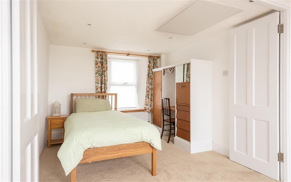 Bedroom 3 with 3ft single bed and dressing table/work station at Chantry Cottage in Dittisham