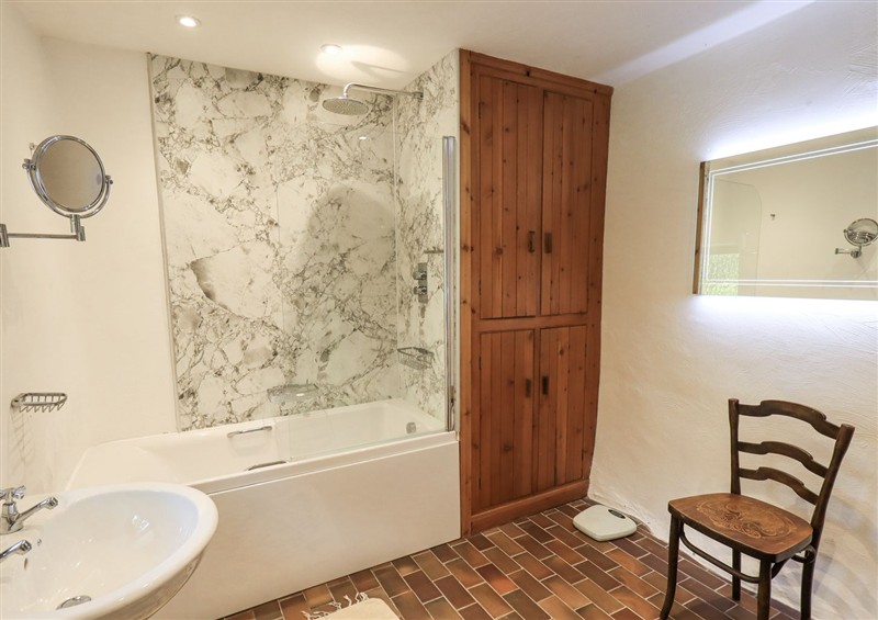 The bathroom at Chapel Cottage, Ennerdale