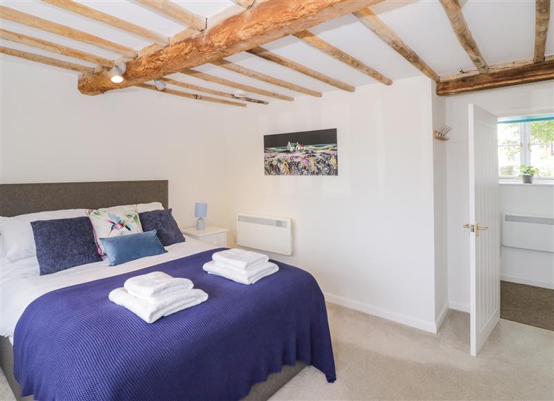 A bedroom in Chapel Cottage at Chapel Cottage, Netherton near Pershore