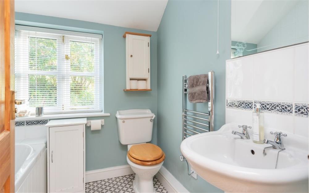 Bathroom at Chapel Cottage in St Mawgan