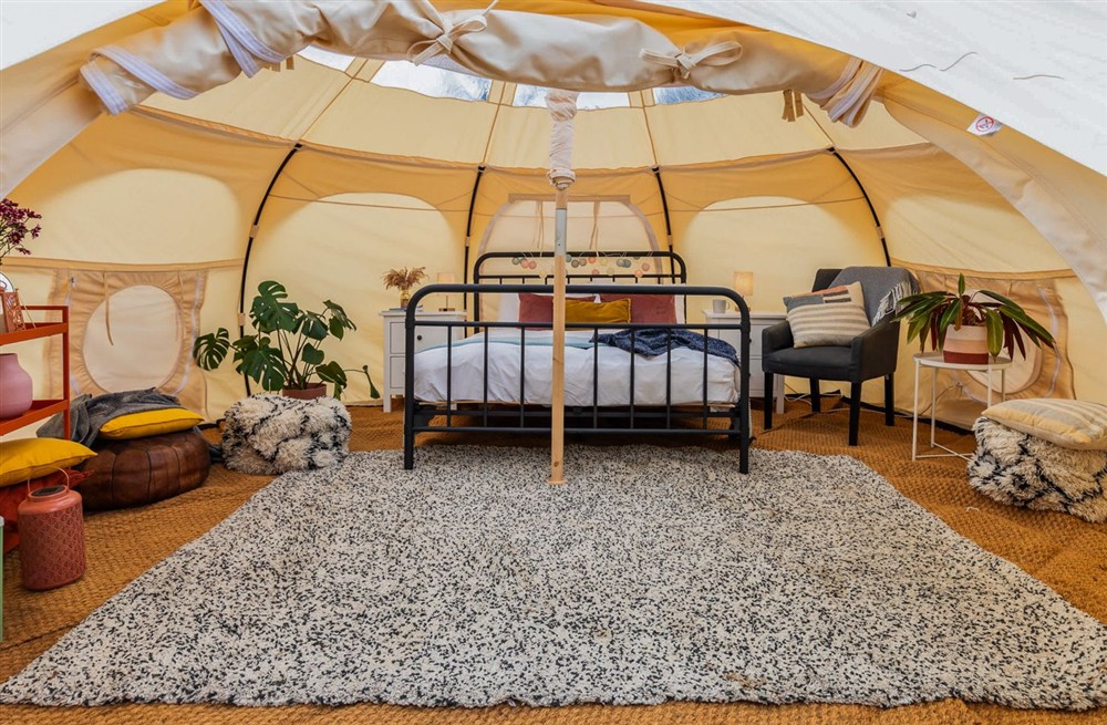 Charlcombe Tent III (photo 9) at Charlcombe Tent III in Bath, Avon