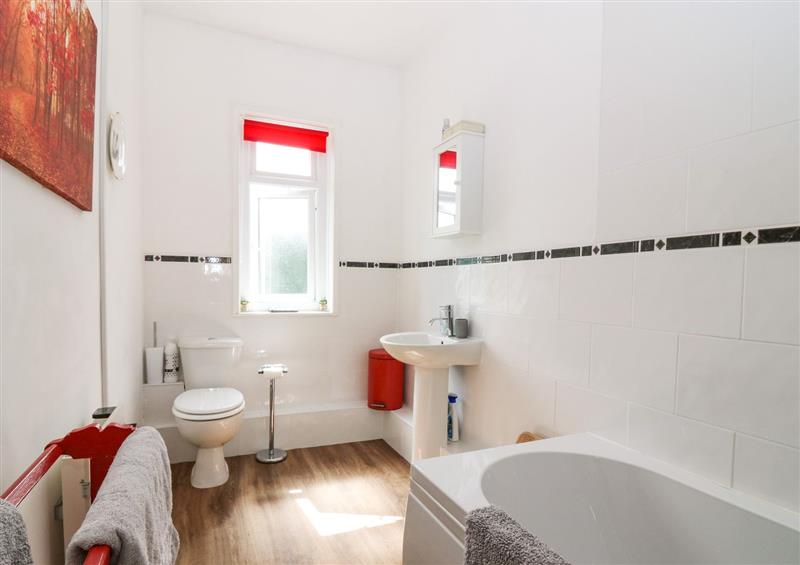 This is the bathroom at Charlies Cottage, Swinton