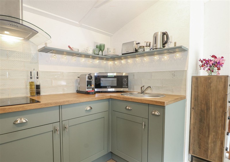 The kitchen at Charltons Hollow Cabin, Bolney