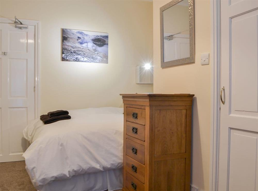 Wonderful double bedroom with en-suite at Chartfield in Windermere, Cumbria