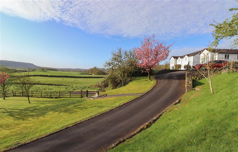 The setting around Chase View at Chase View, Bowland Bridge near Bowness-On-Windermere