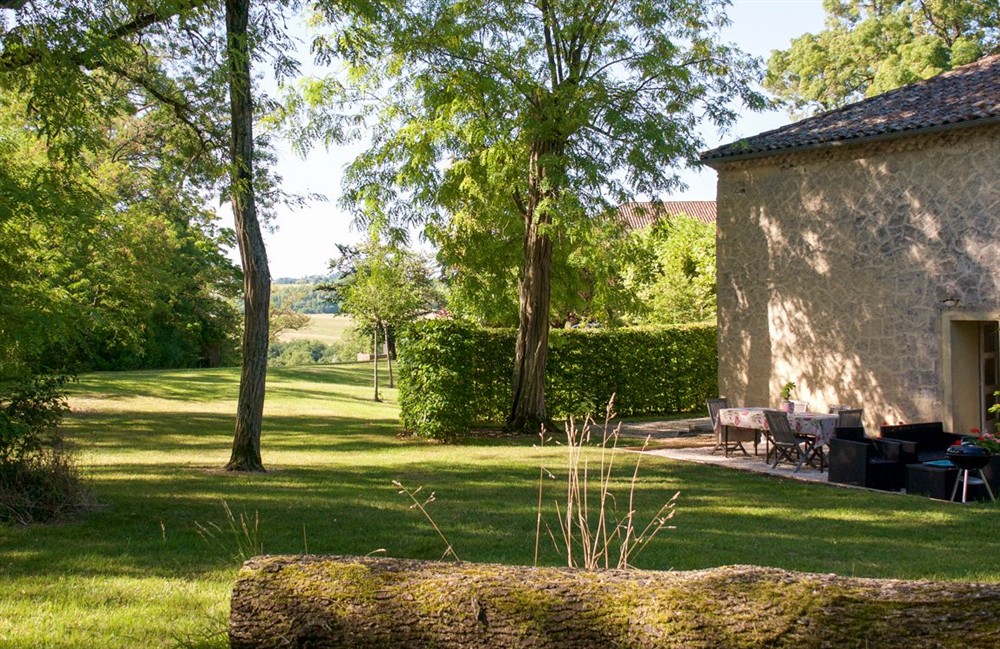 Chateau Des Remparts
