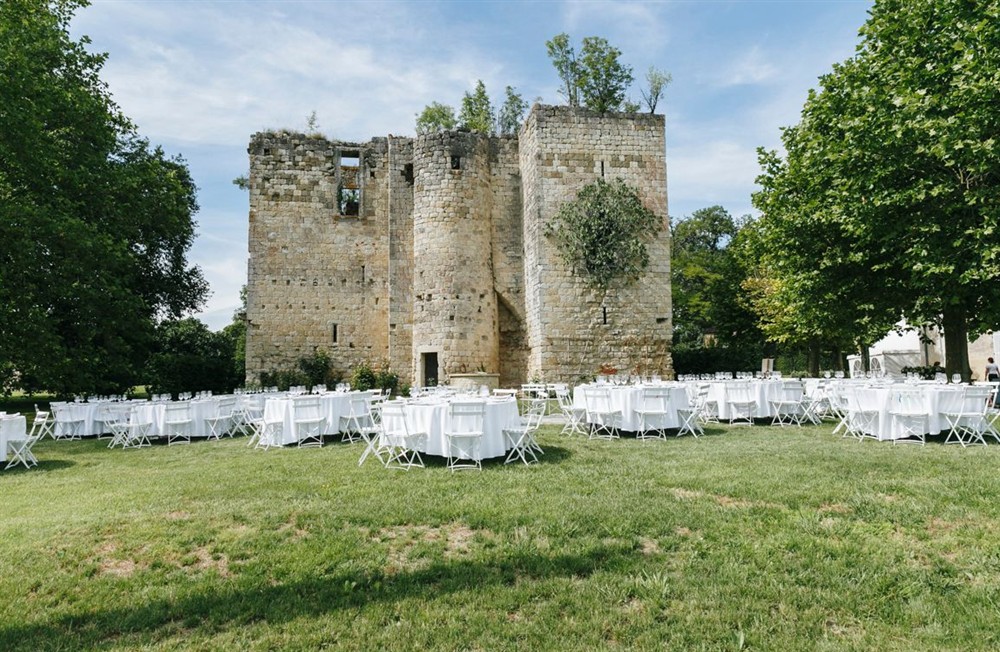 Chateau Des Remparts