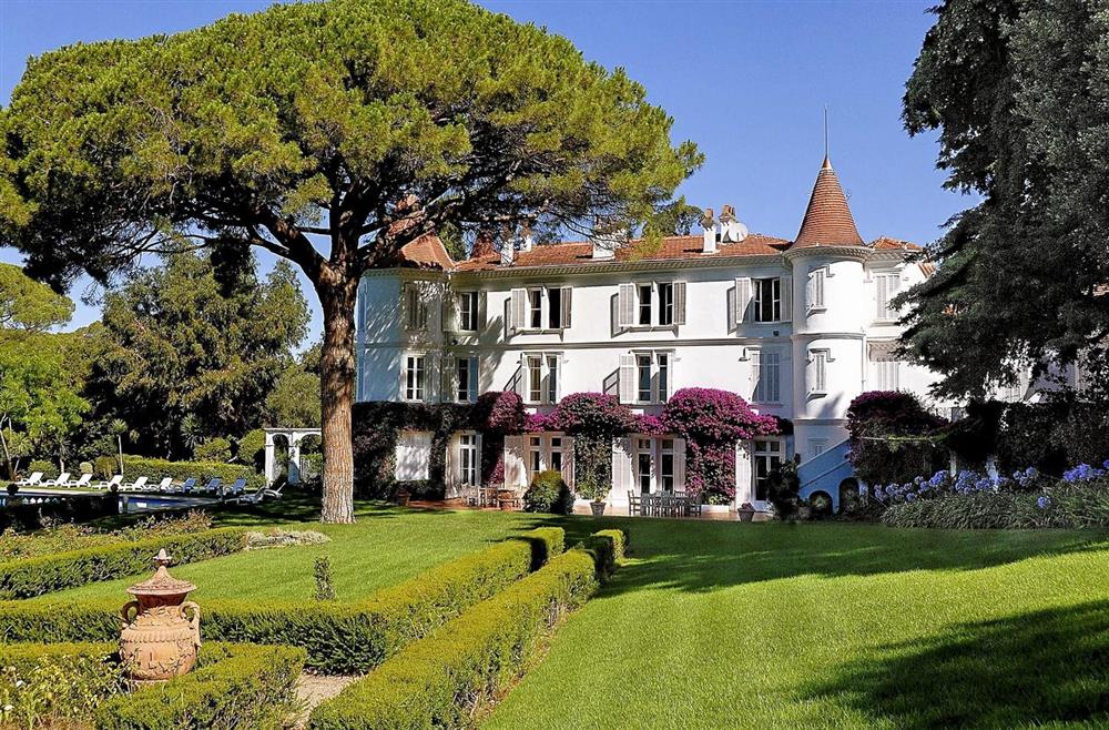 Chateau Des Tourelles Rouges at Chateau Des Tourelles Rouges in Cannes, France