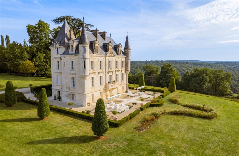Chateau Lucien