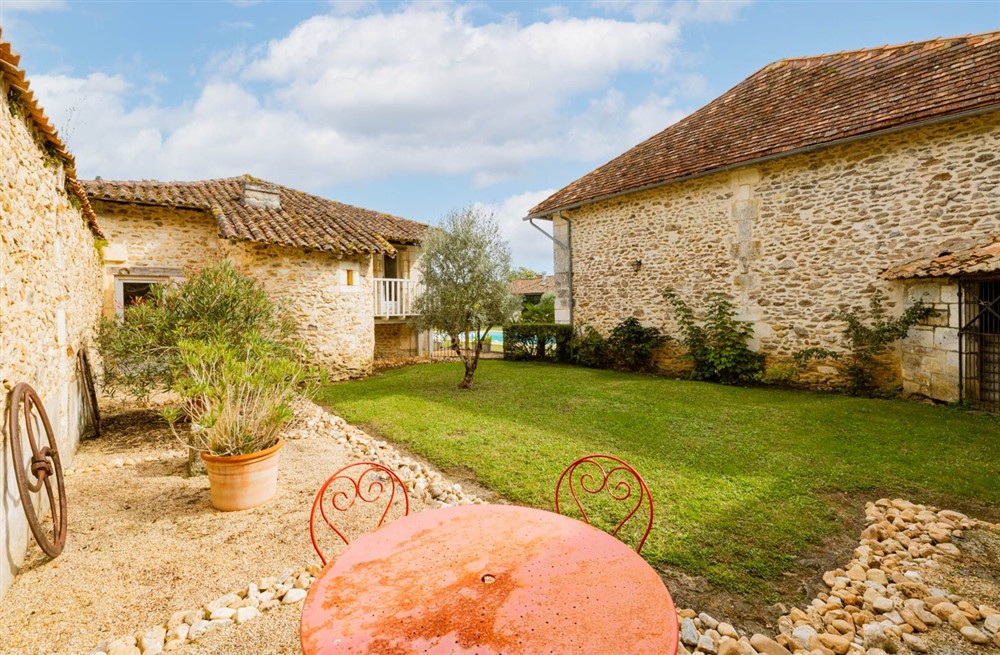 Chateau Lucien