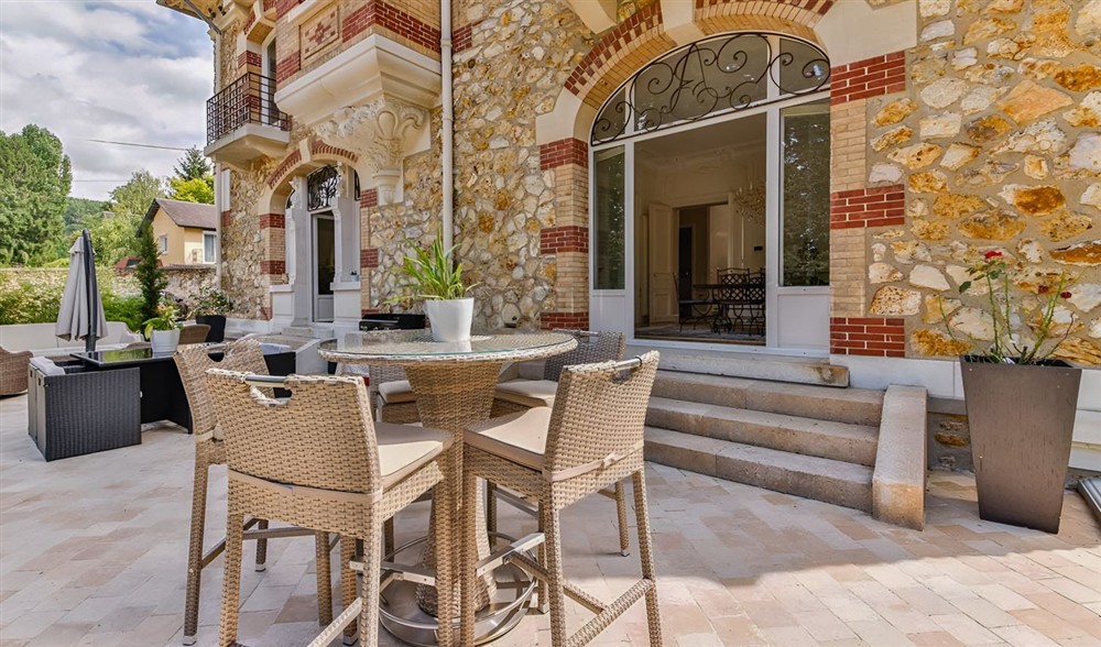 Chateau Pernelle